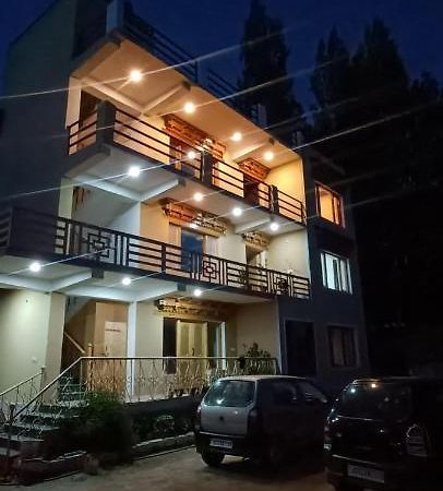 Zlatan Guest House Leh Zewnętrze zdjęcie